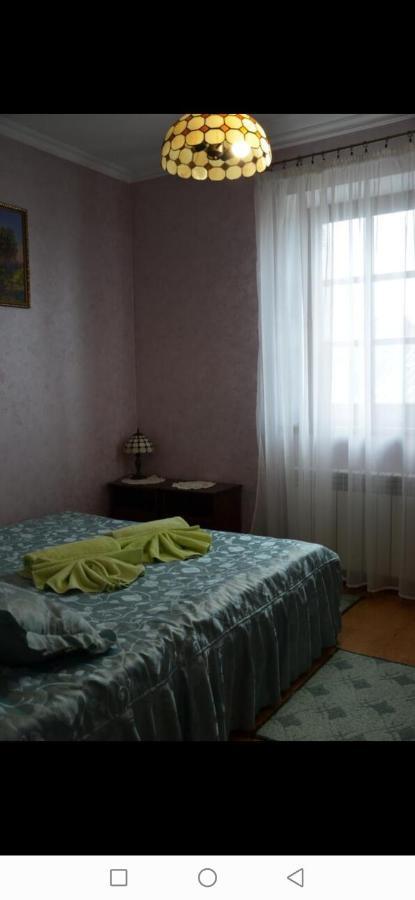 Джерело Kamianets-Podilskyi Exterior foto