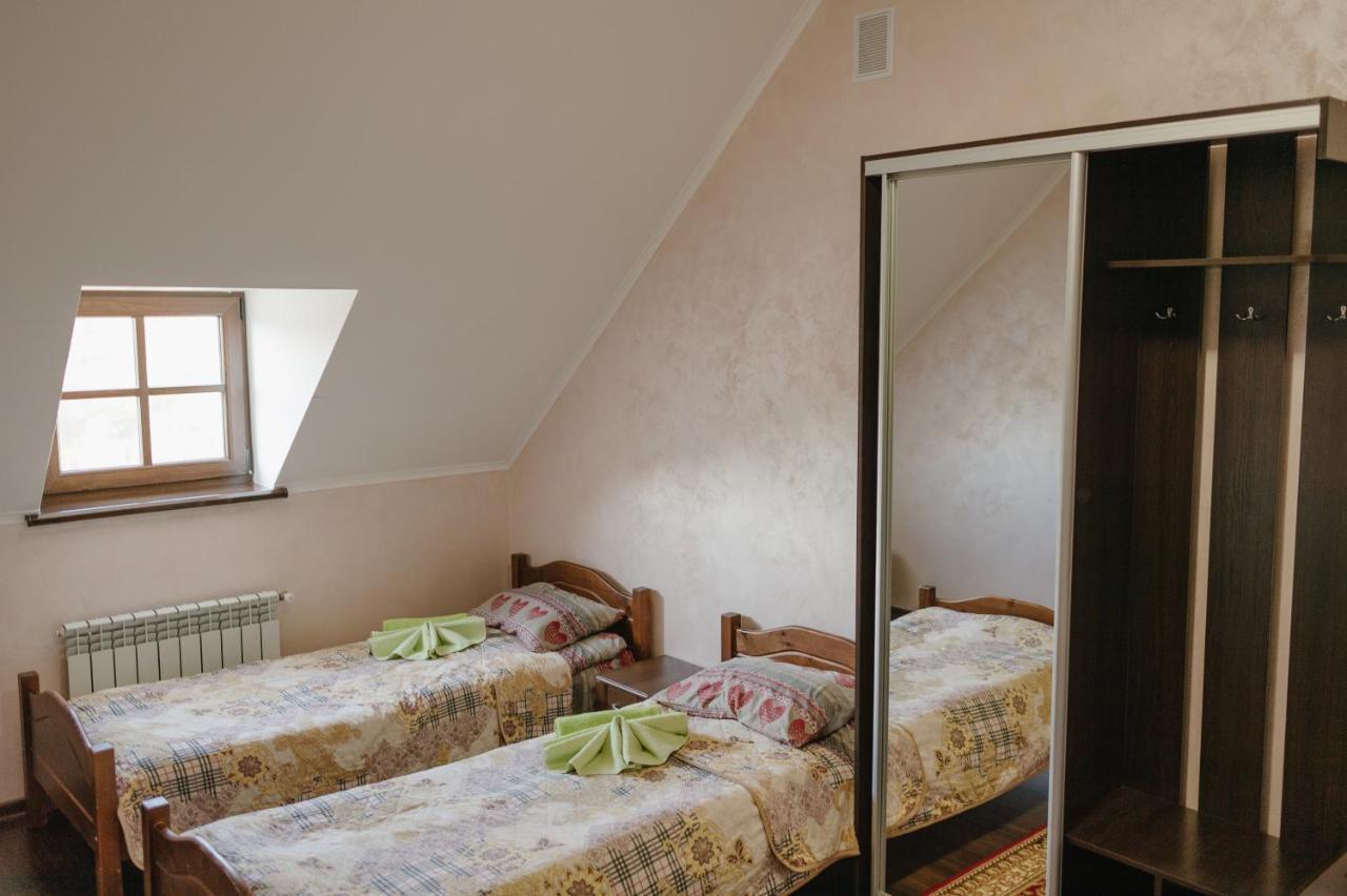 Джерело Kamianets-Podilskyi Exterior foto